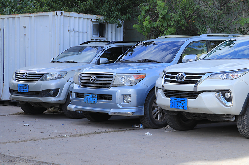 تأجير السيارات